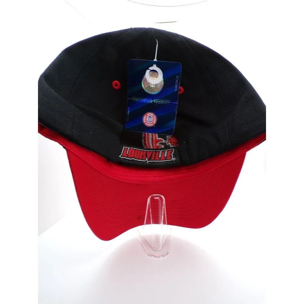 Top of the World Louisville Cardinals Boys Youth Black Red Baseball Cap